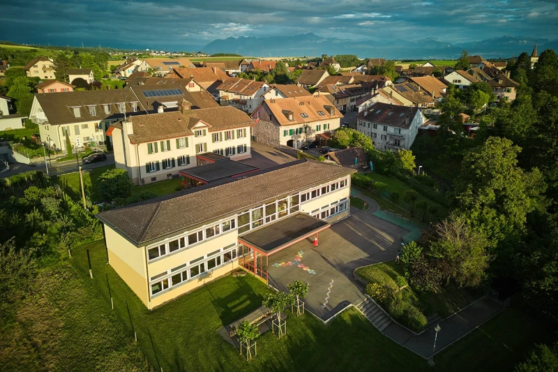 Collèges de Vufflens-la-Ville vu du ciel